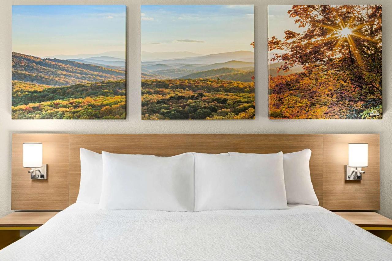 Days Inn By Wyndham Fulton Bagian luar foto